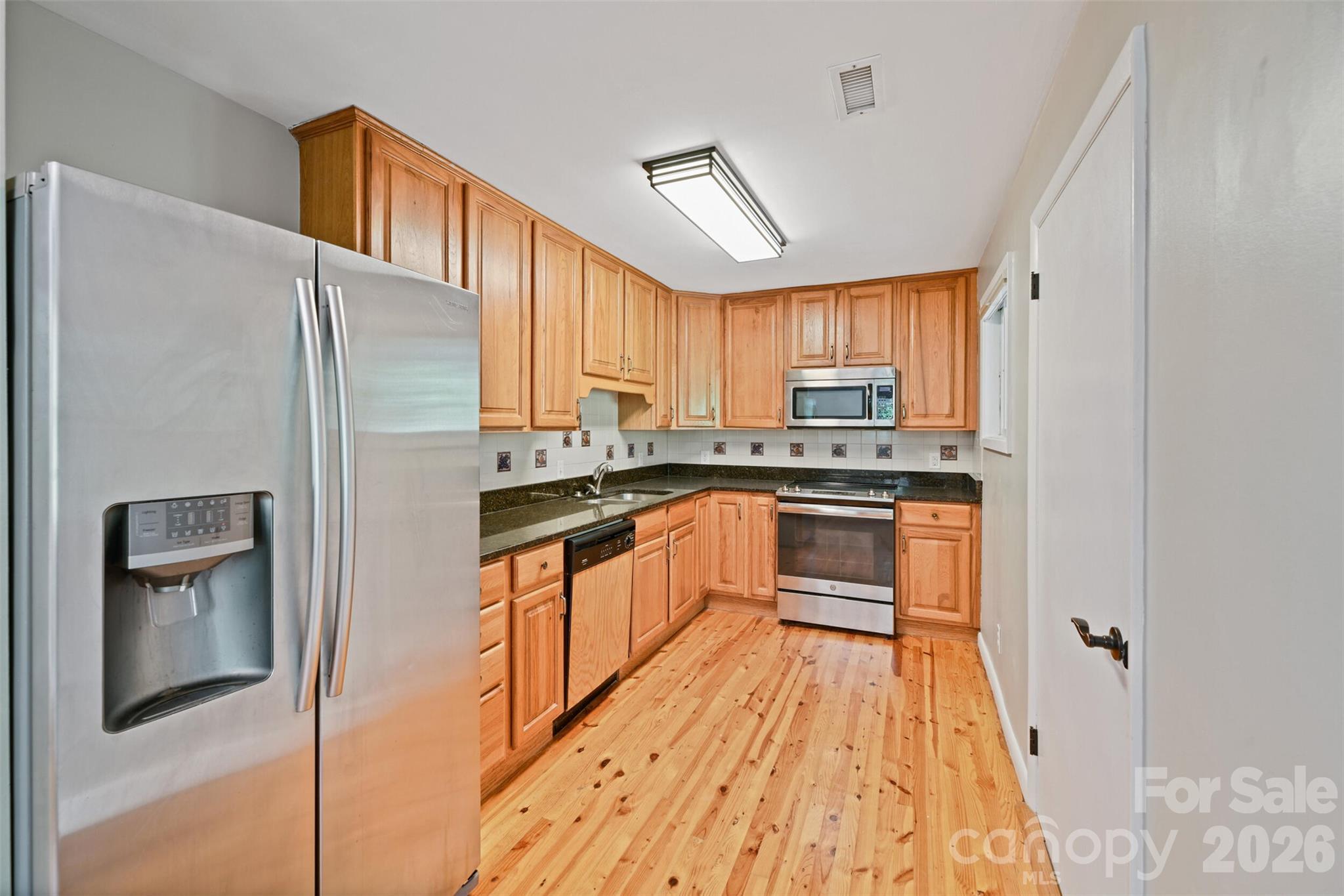 1 Valle Vista Drive