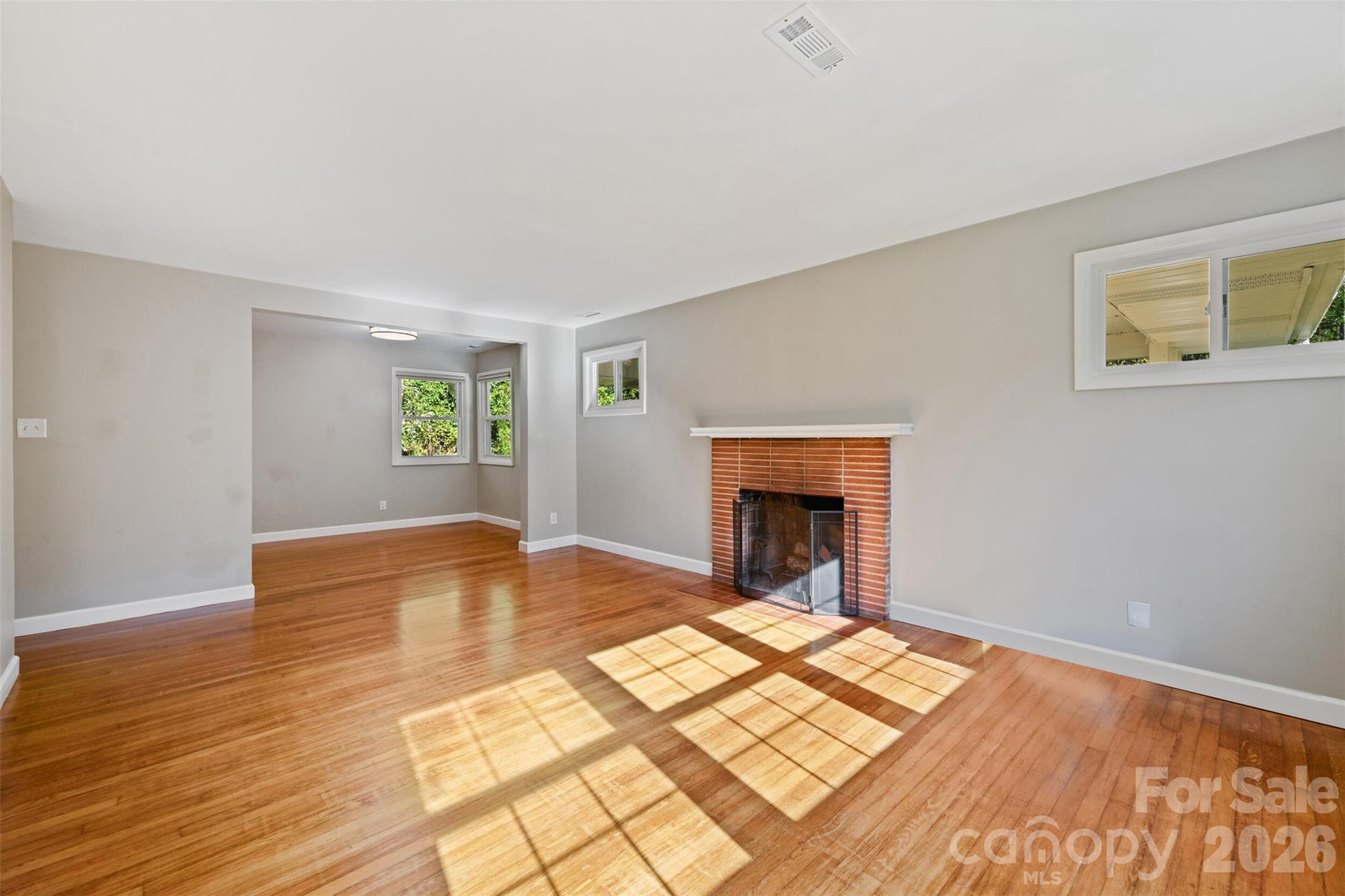 1 Valle Vista Drive