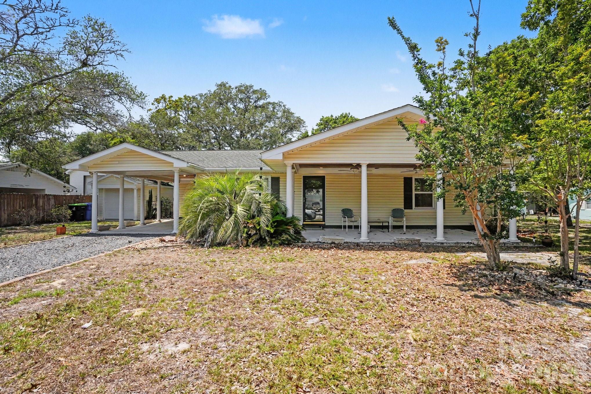 121 NW 1st Street
