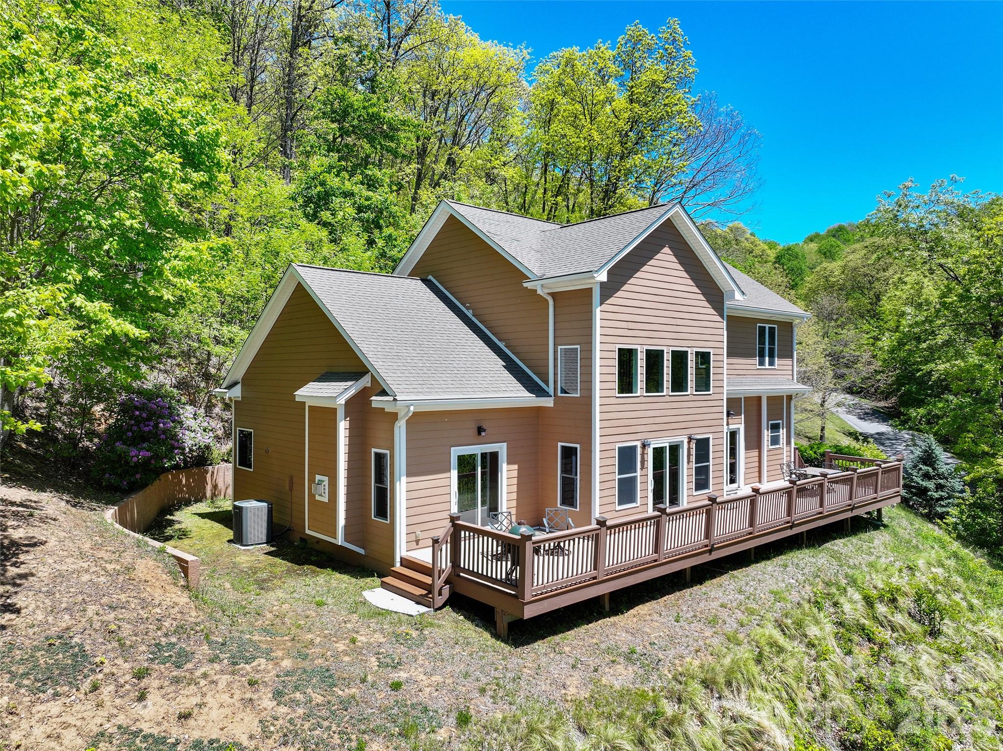 1033 Presidential Drive