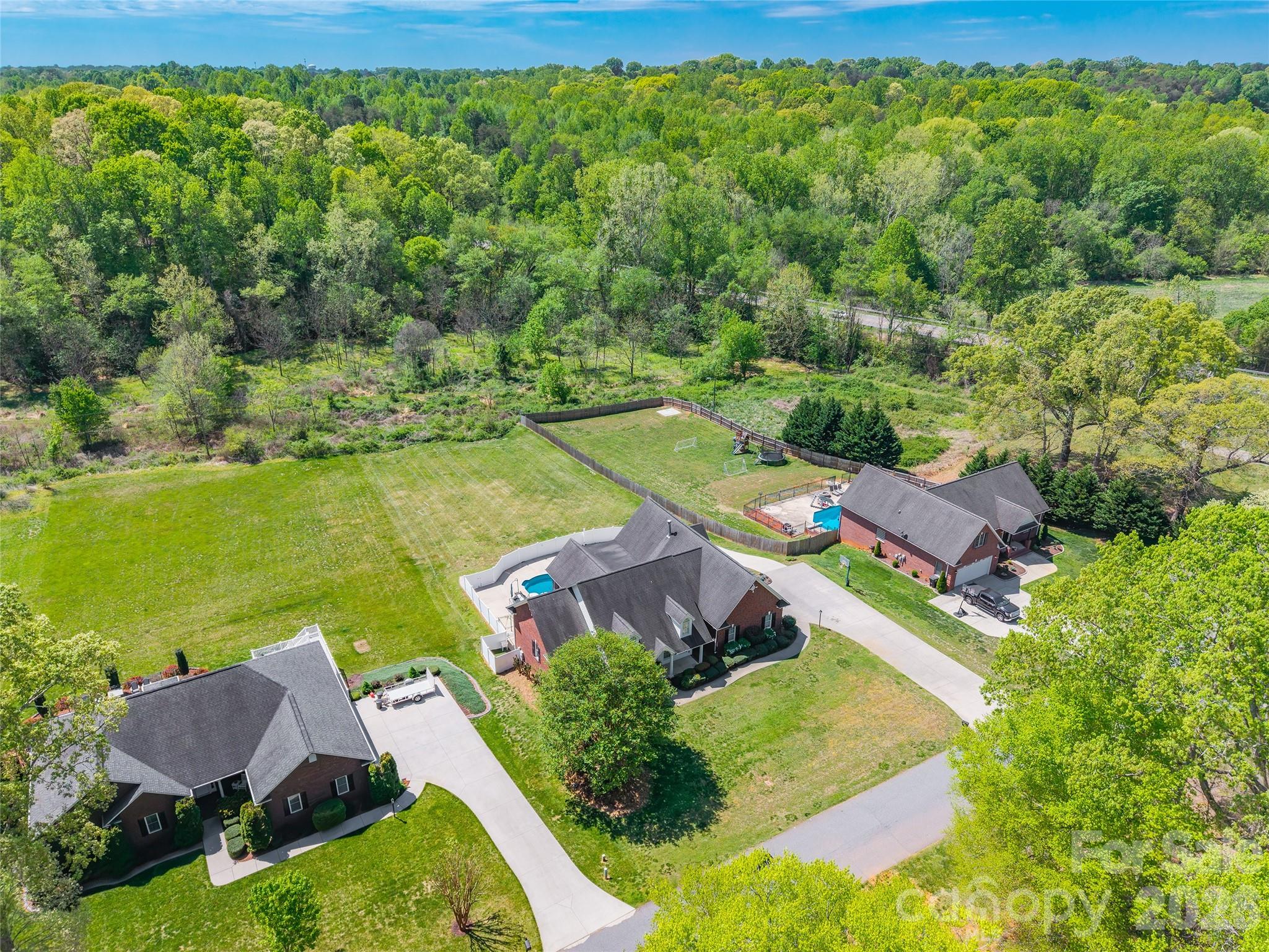 Meadow Oaks - Residential