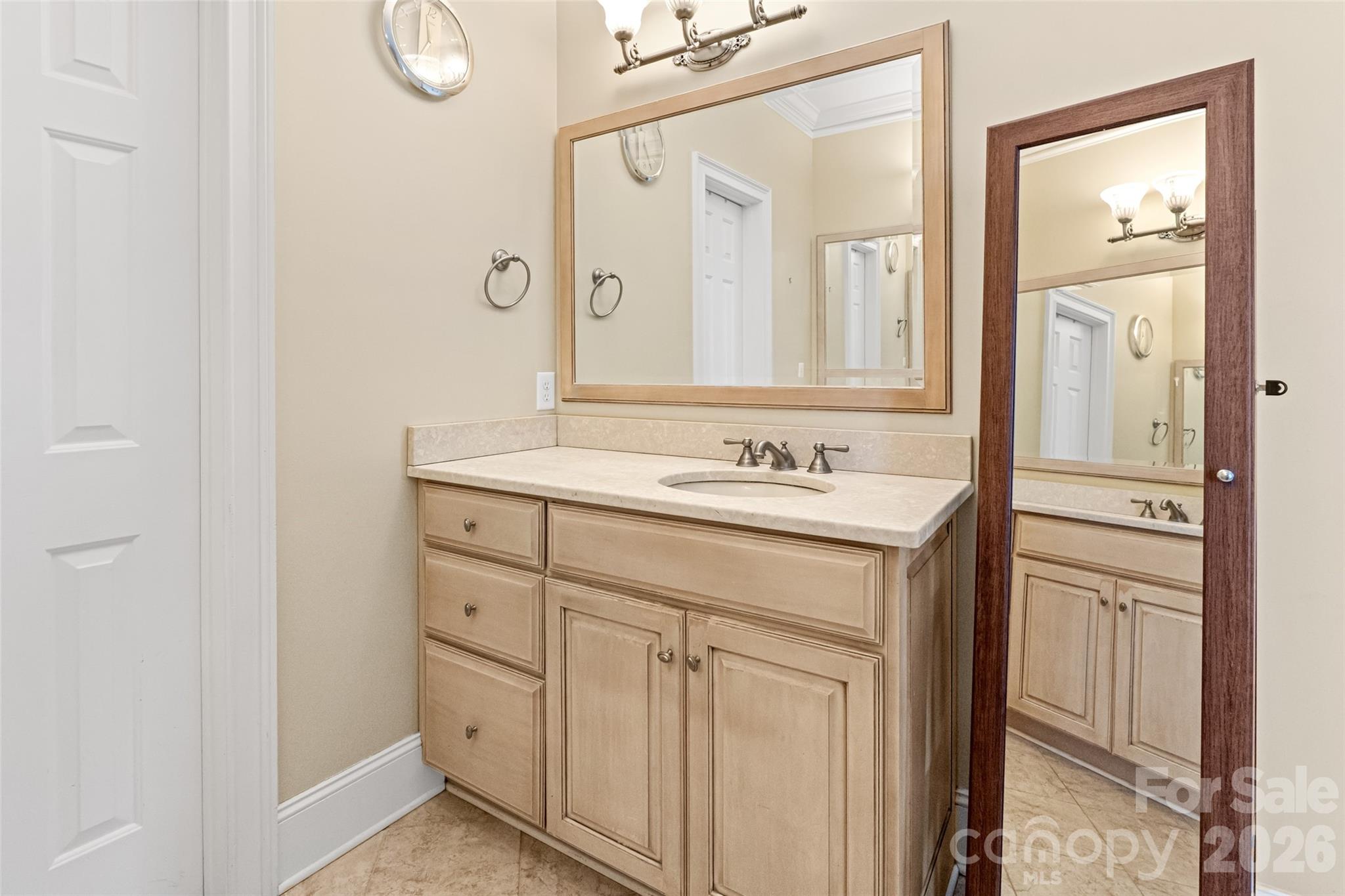 Meadow Oaks - Residential