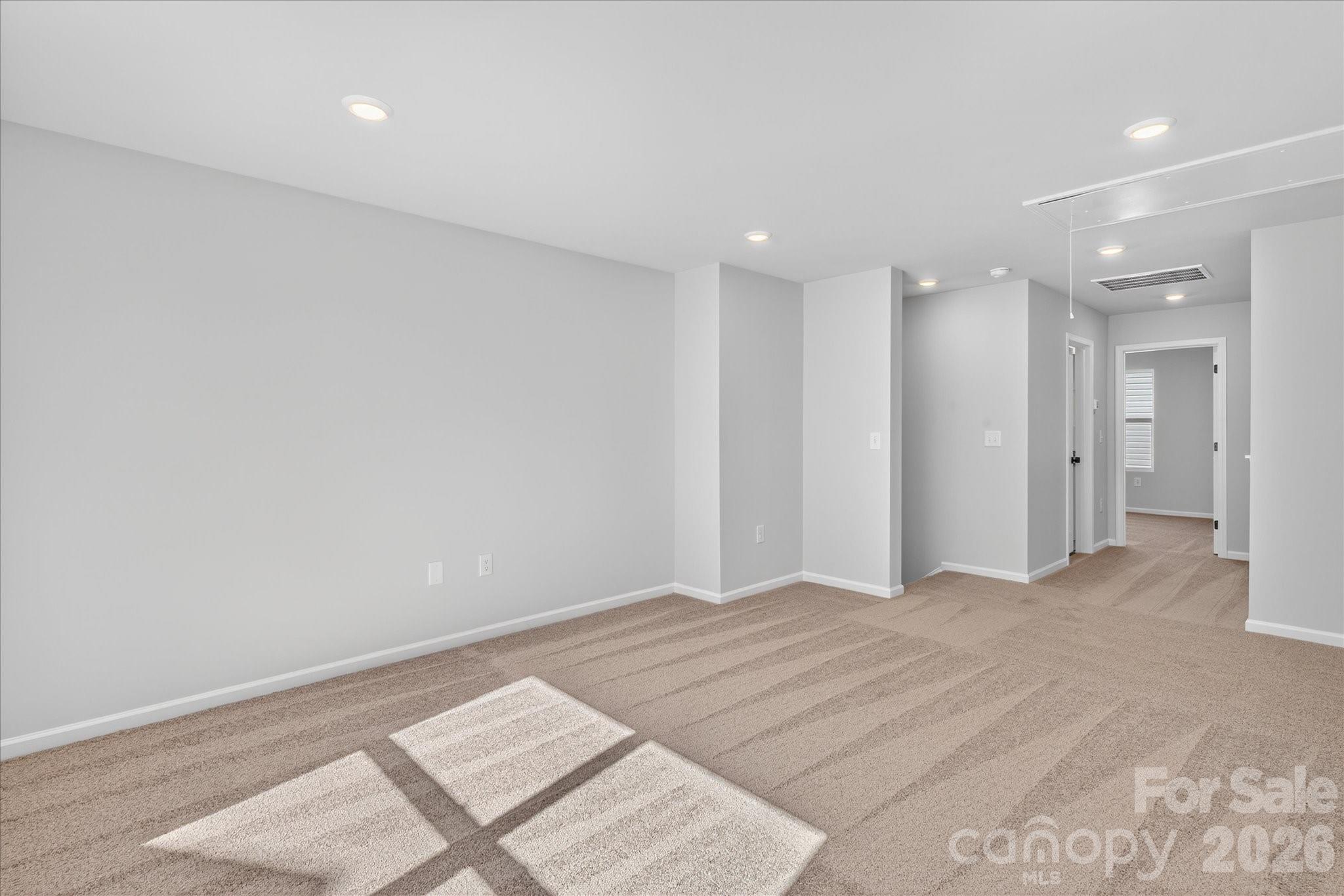 Knights Bridge - Residential