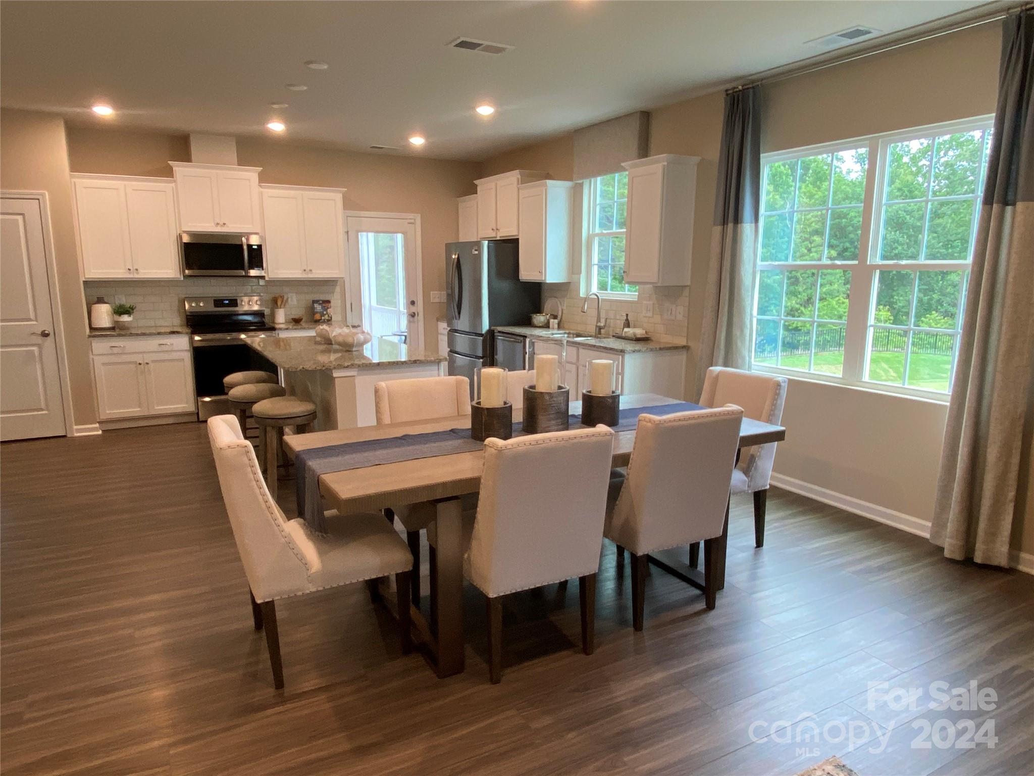 Elizabeth - Residential