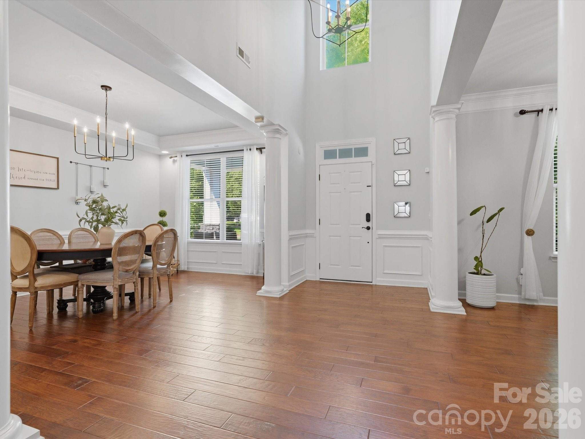 5017 Hedgebrook Lane