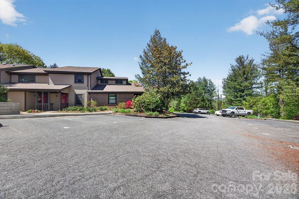 Oak Terrace - Residential