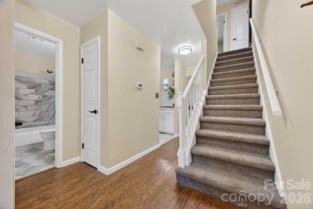 Oak Terrace - Residential