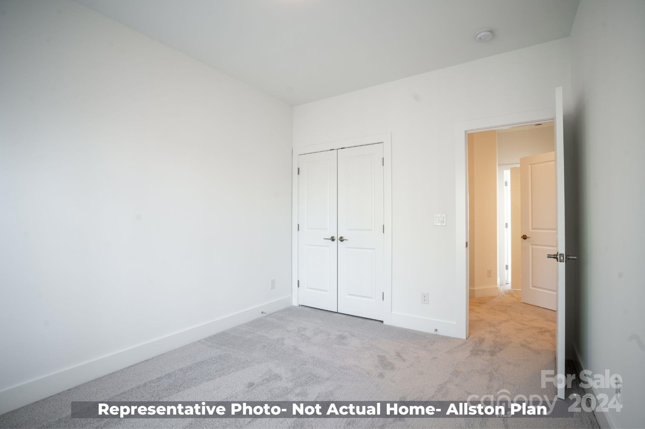 Royall Townes - Residential