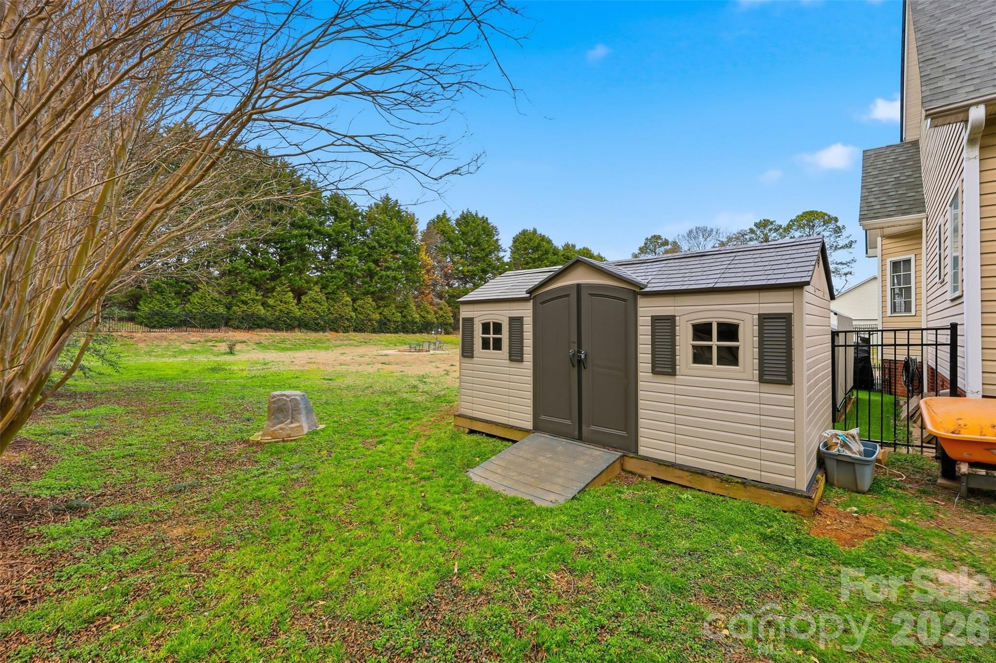 The Hylands - Residential