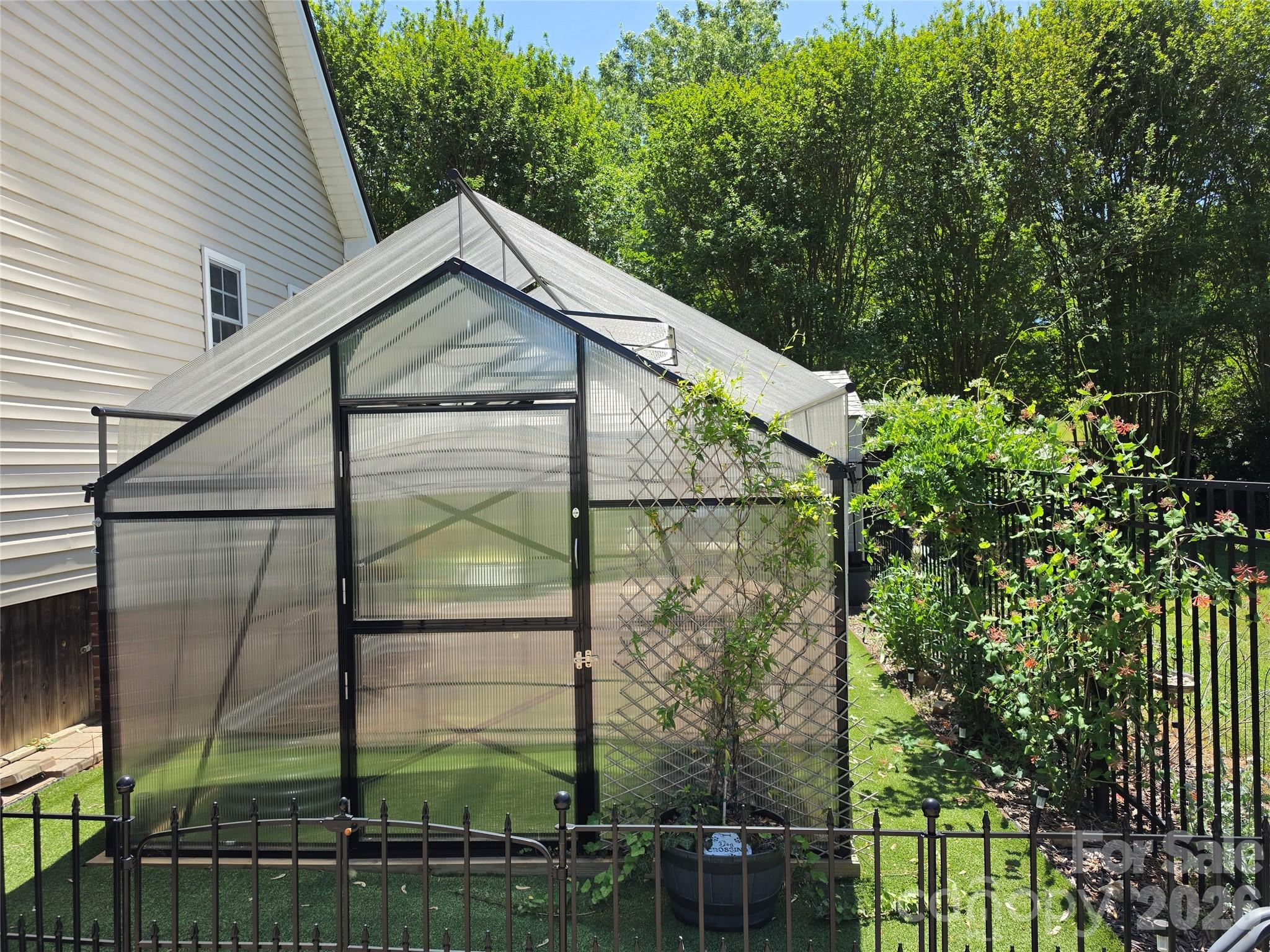 The Hylands - Residential