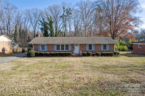 4019 Allwood Drive Charlotte NC 28217