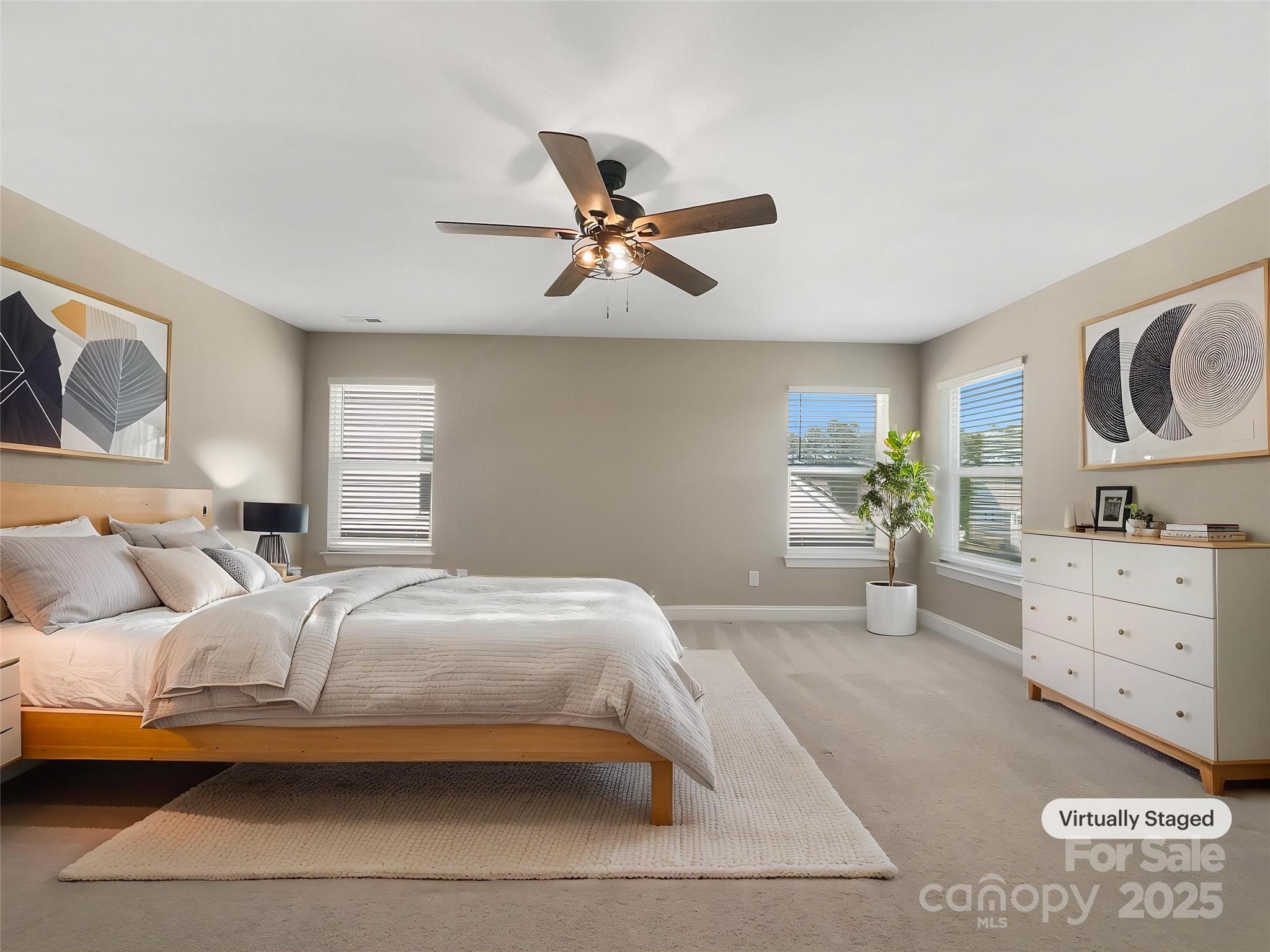 163 W Heart Pine Lane