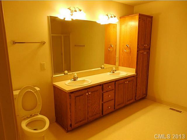 Woodland Hills - Residential