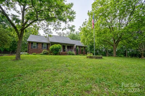 Single Family Residence in New London NC 20976 B Bear Creek Church Road.jpg