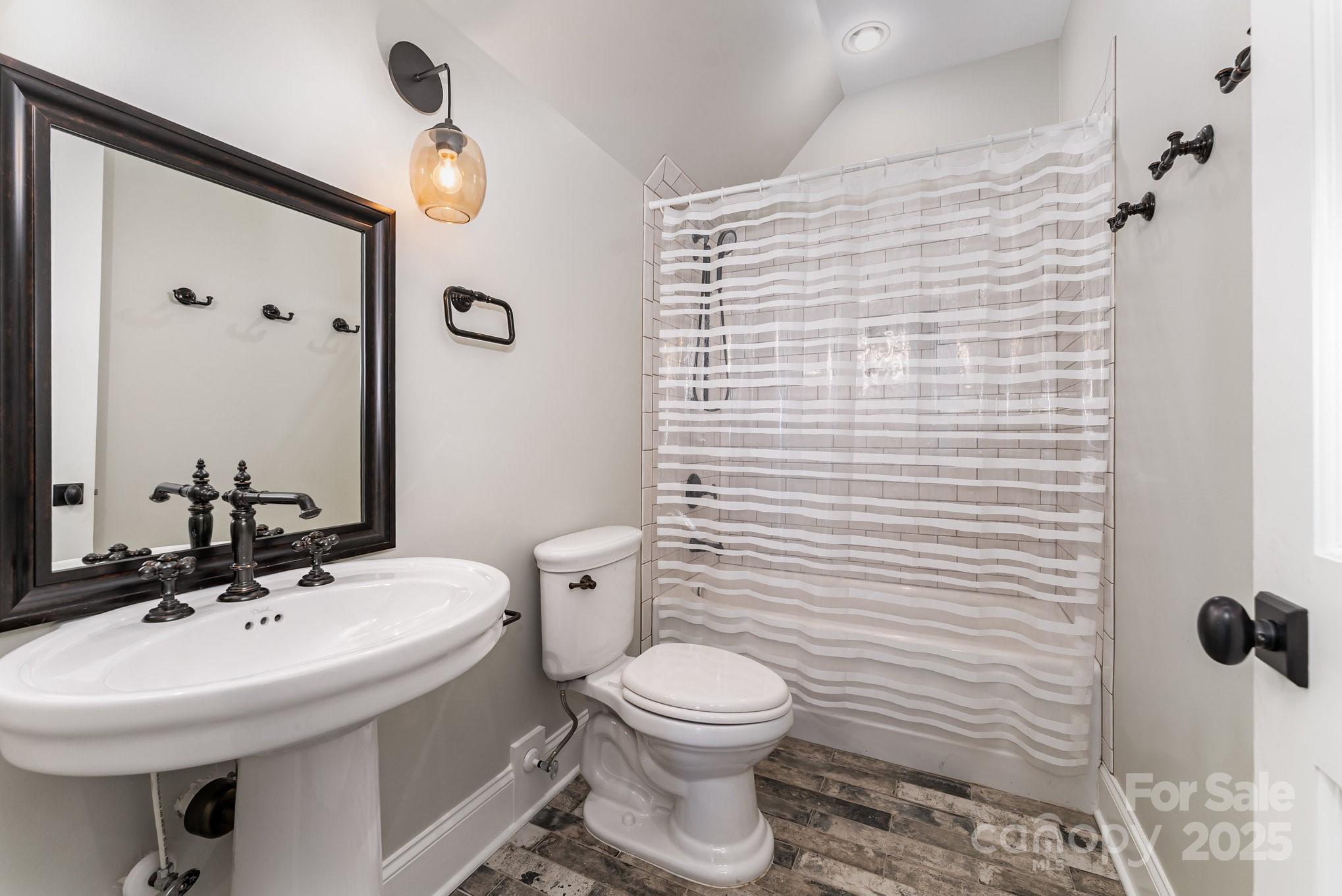 Buena Vista - Residential