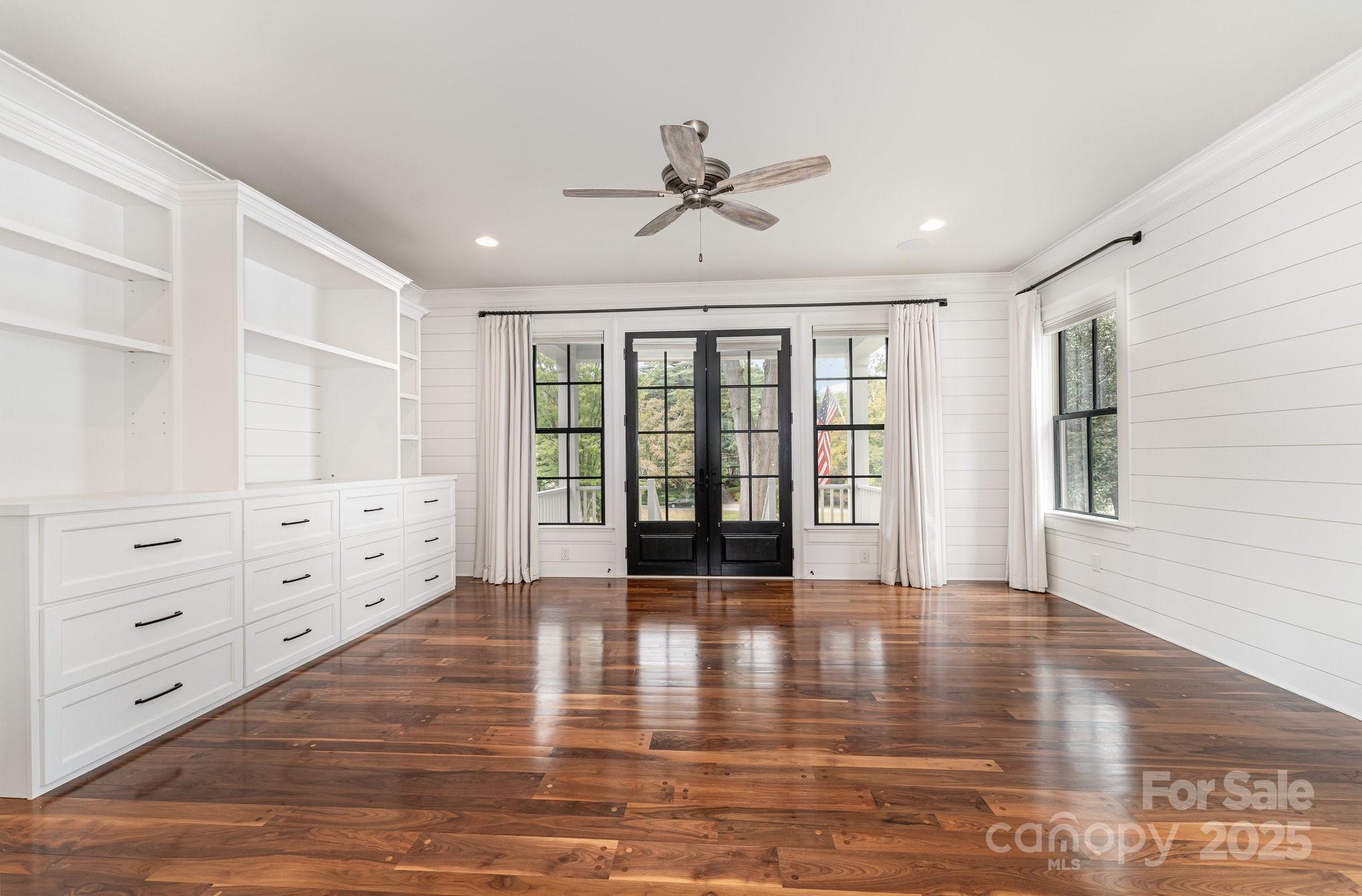 Buena Vista - Residential