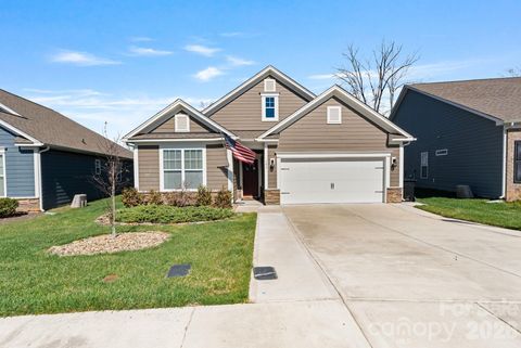 Photo of 193 Hanks Bluff Drive, Mooresville, NC 28117 (MLS # 4357681)