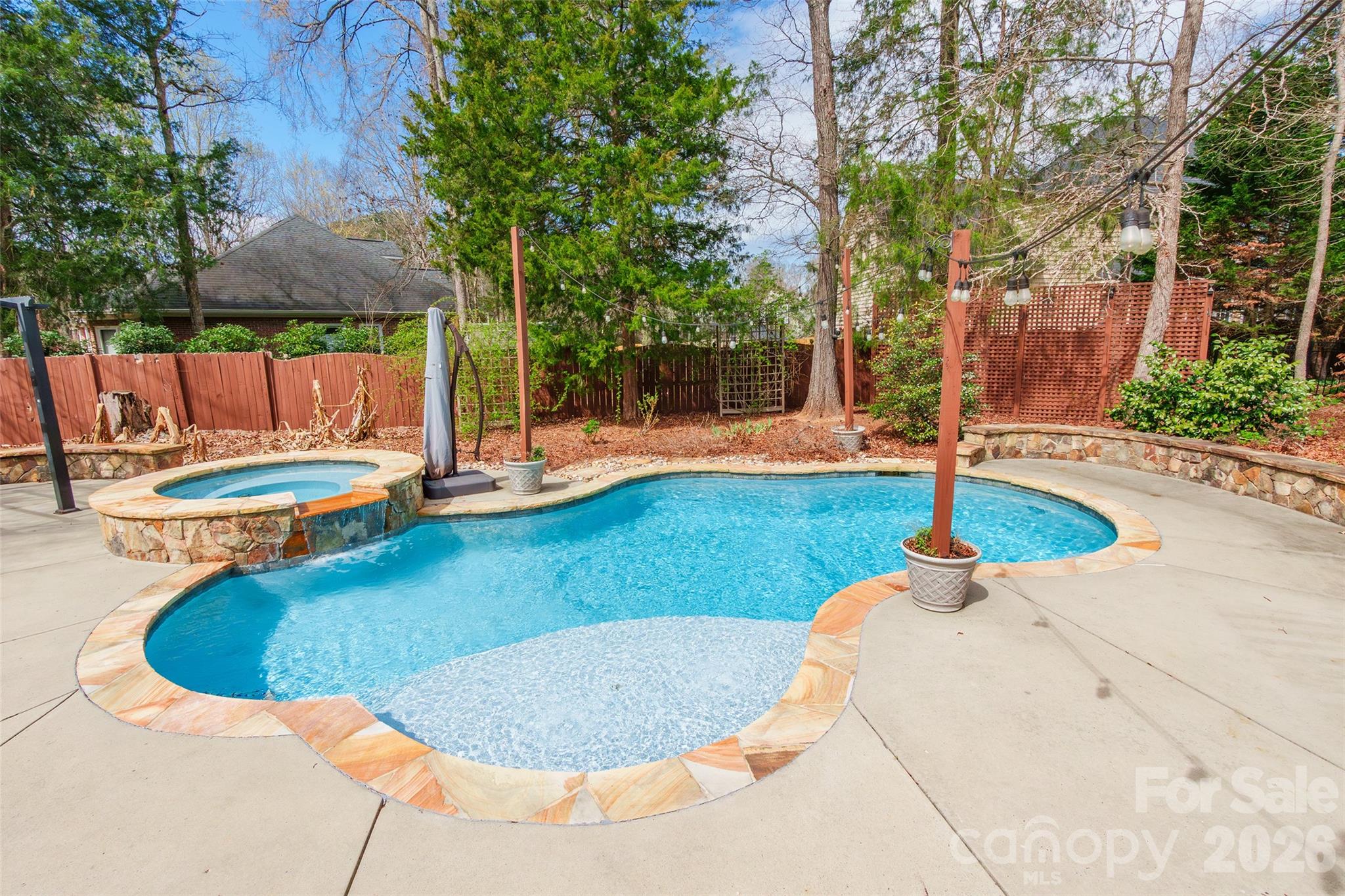 Meadow Lakes II - Residential