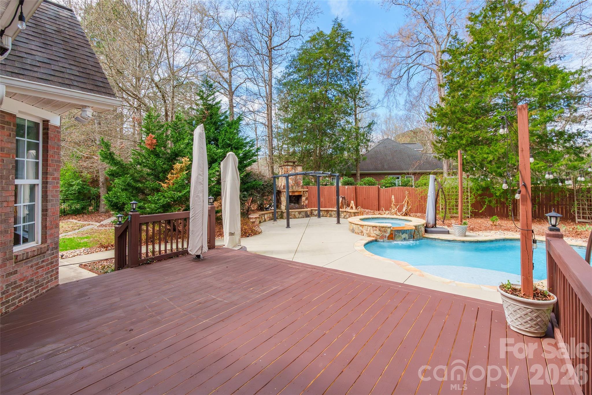 Meadow Lakes II - Residential