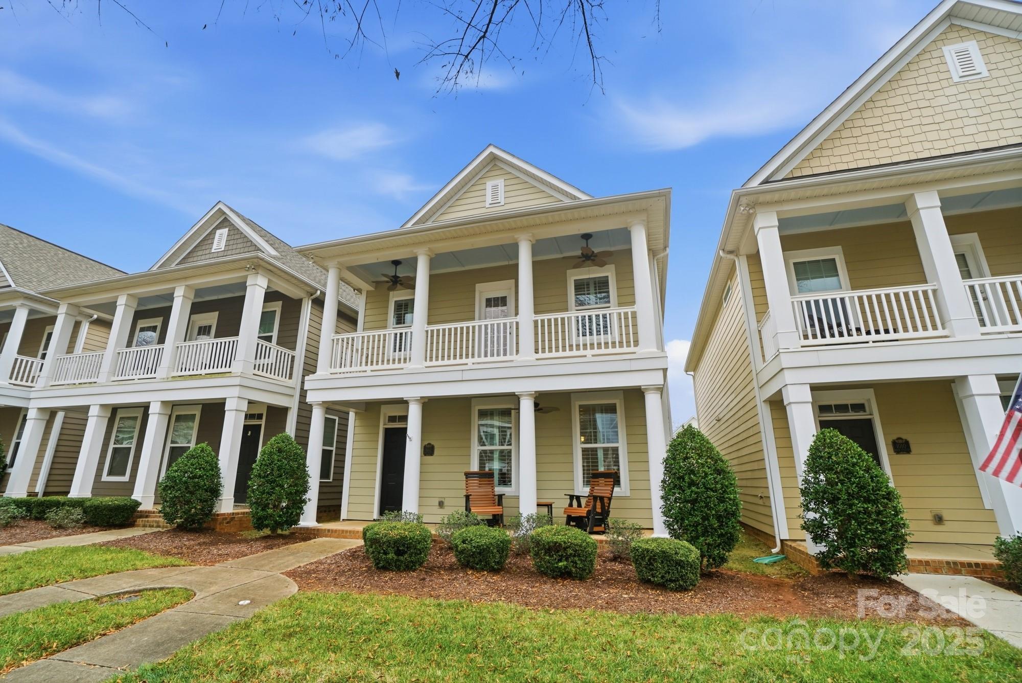 1012 Back Stretch Boulevard