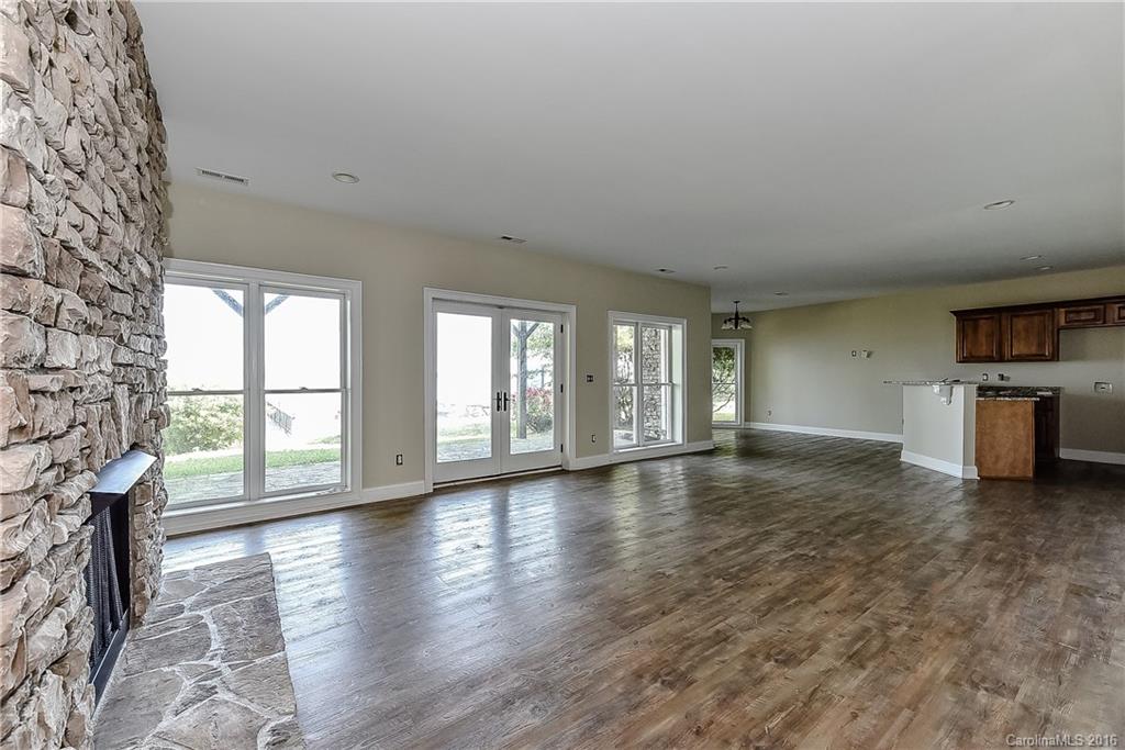 Island Forest - Residential