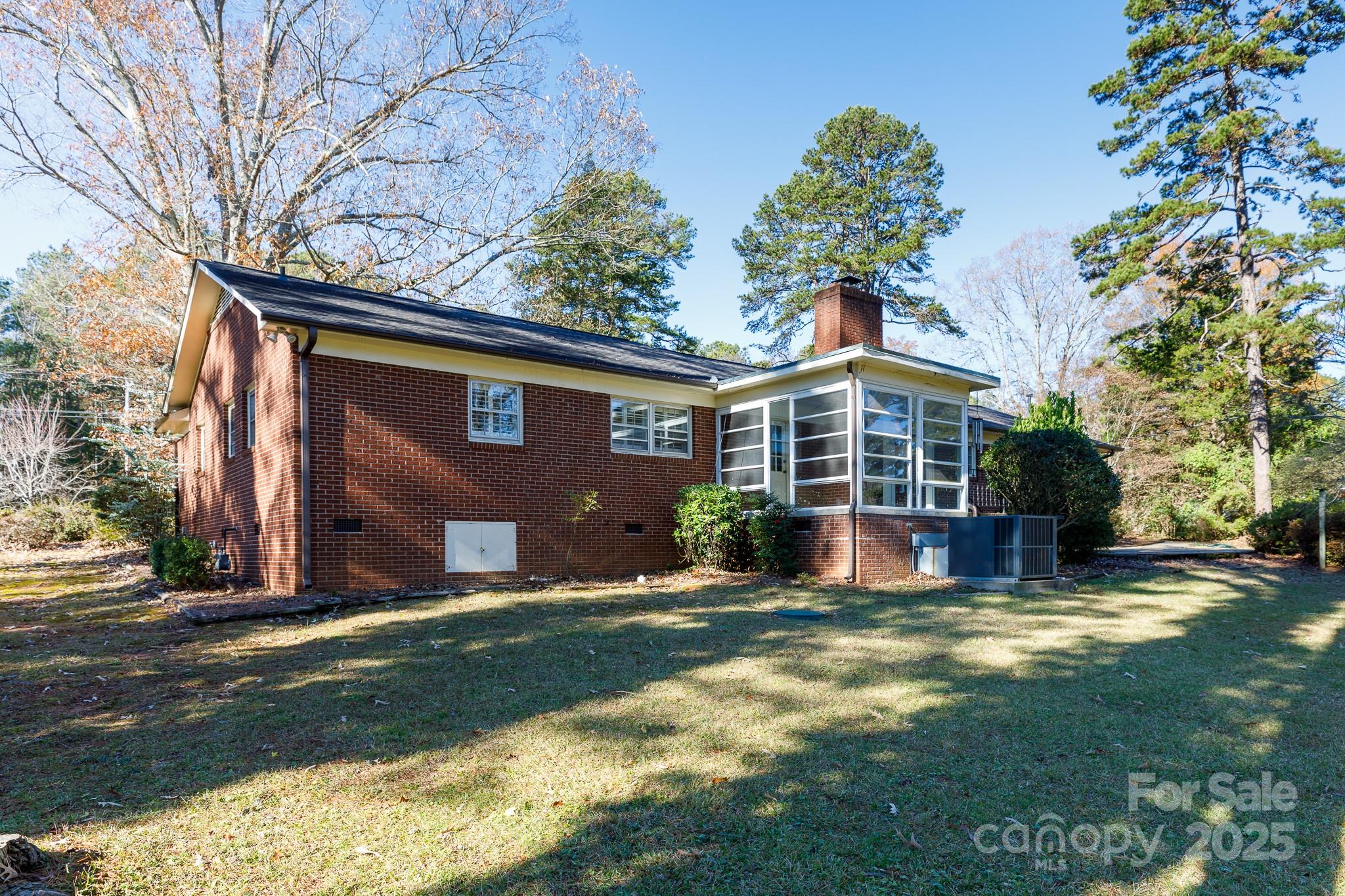 829 Rawlinson Road