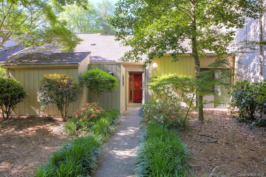 This is a rare opportunity to own the most desirable floorplan in River Hills Bluff Villas. This is a totally renovated one level condo that has direct access to the parking. If you are looking to eliminate stairs this is it. No expense was spared in the renovation of this home. Its location give you complete privacy in the back. River Hills offers a true resort lifestyle with golf, tennis, marina, country club, and 24 hour gated security. The Bluff Villias even have their own pool and dock.