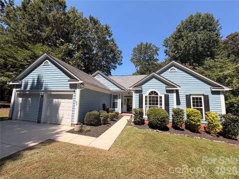 Photo of 7024 Passeres Court, Charlotte, NC 28215 (MLS # 4406851)