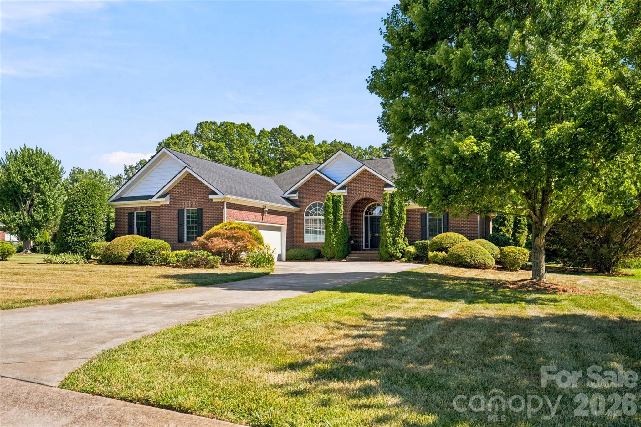 619 Laurel Valley Way
