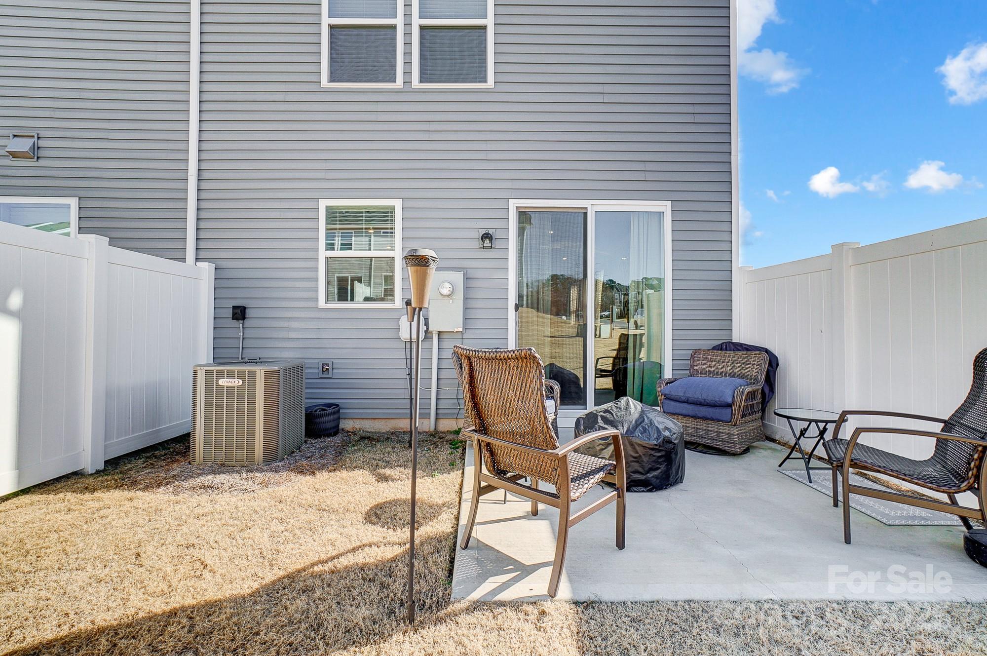 Charlotte, North Carolina 28269, United States, 3 Bedrooms Bedrooms, ,3 BathroomsBathrooms,Residential,Active,18530