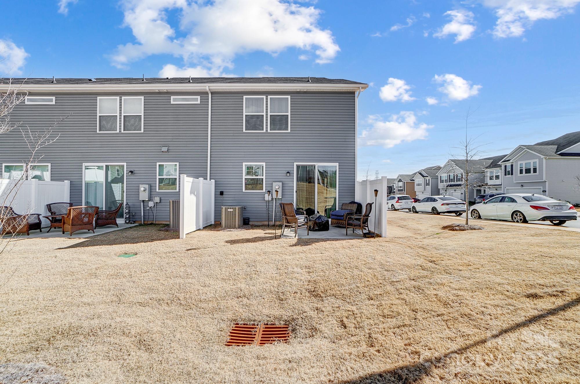 Charlotte, North Carolina 28269, United States, 3 Bedrooms Bedrooms, ,3 BathroomsBathrooms,Residential,Active,18530