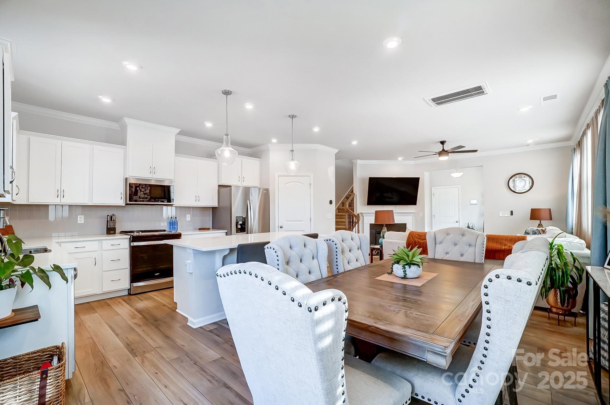 Charlotte, North Carolina 28269, United States, 3 Bedrooms Bedrooms, ,3 BathroomsBathrooms,Residential,Active,18530