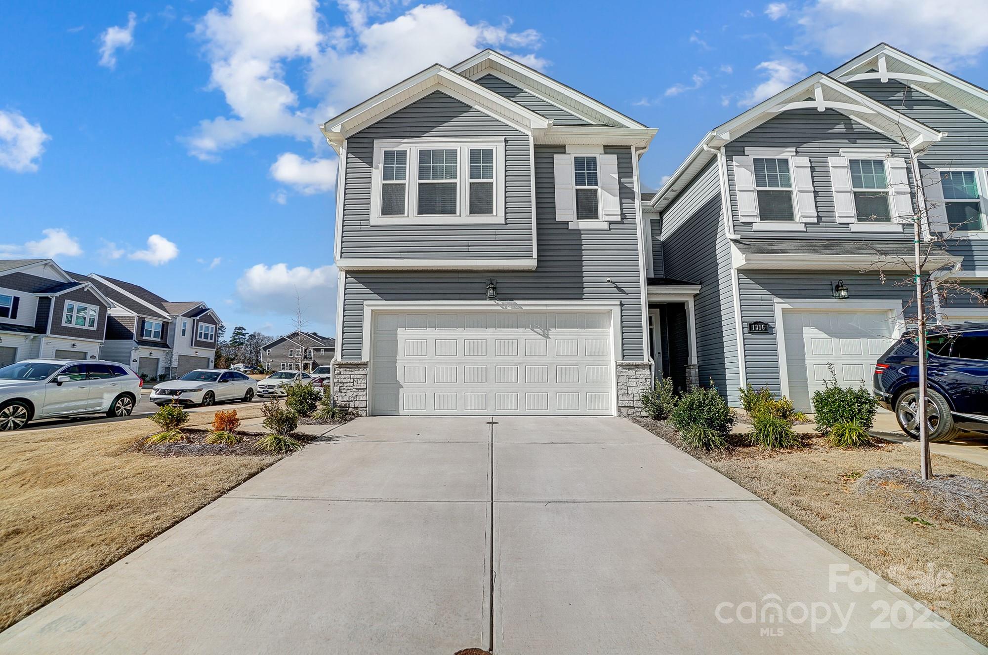 Charlotte, North Carolina 28269, United States, 3 Bedrooms Bedrooms, ,3 BathroomsBathrooms,Residential,Active,18530