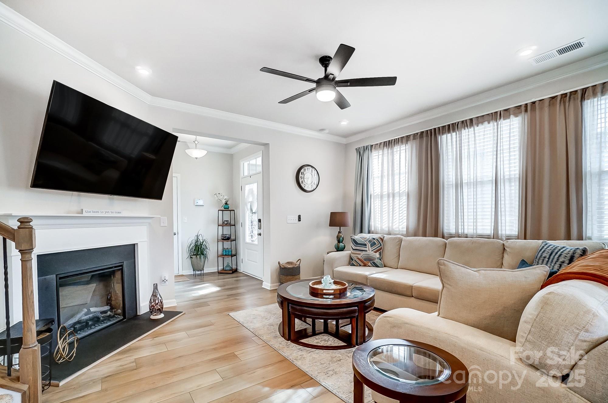 Charlotte, North Carolina 28269, United States, 3 Bedrooms Bedrooms, ,3 BathroomsBathrooms,Residential,Active,18530