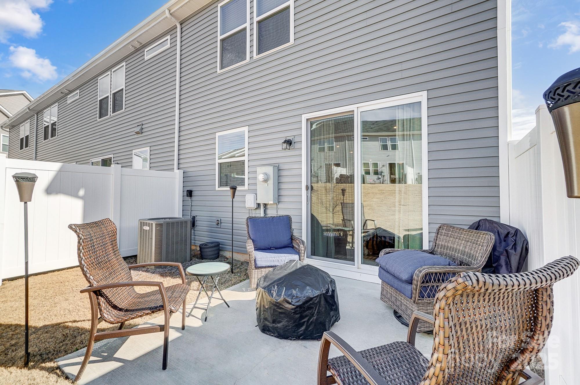 Charlotte, North Carolina 28269, United States, 3 Bedrooms Bedrooms, ,3 BathroomsBathrooms,Residential,Active,18530