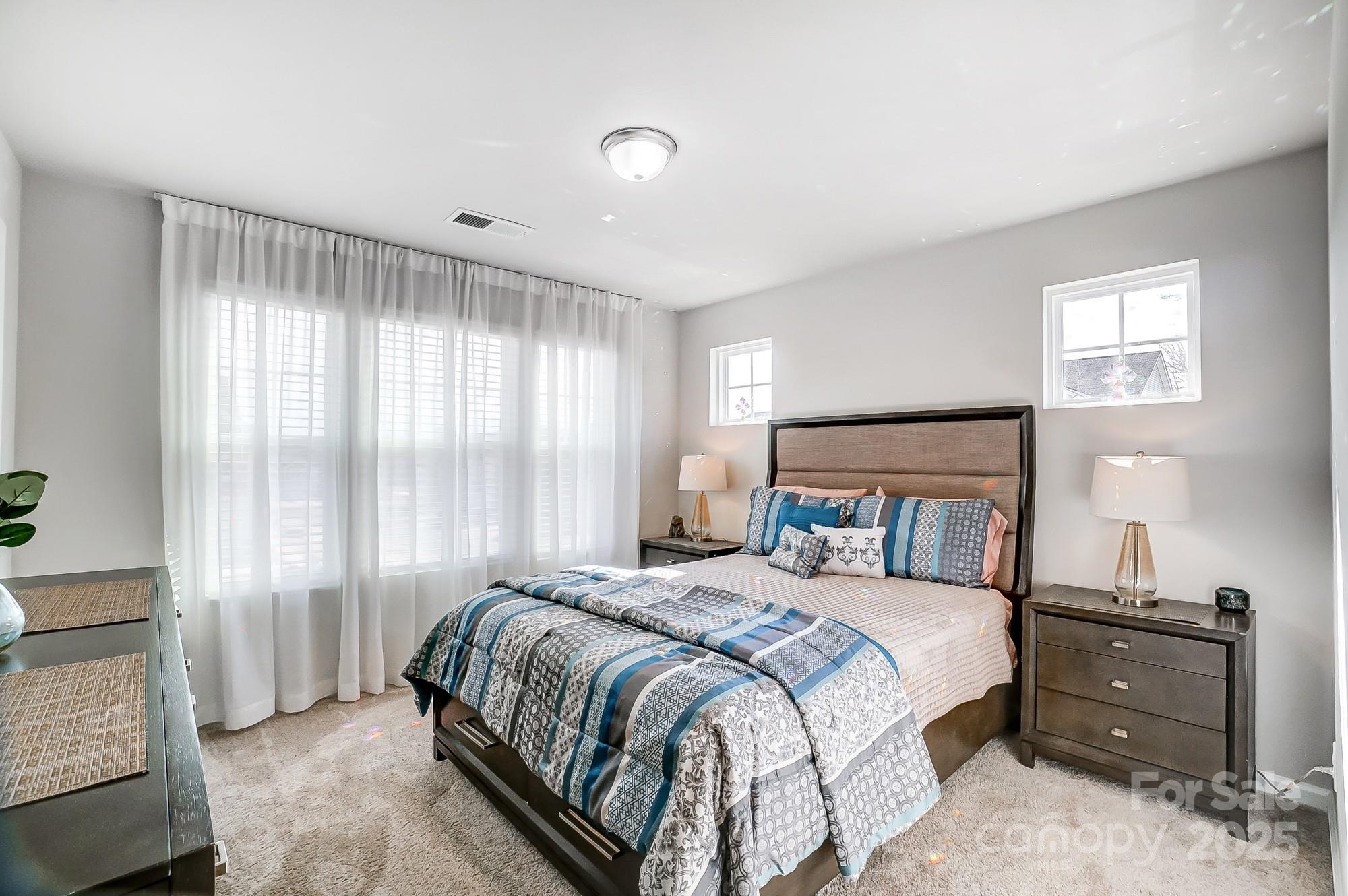 Charlotte, North Carolina 28269, United States, 3 Bedrooms Bedrooms, ,3 BathroomsBathrooms,Residential,Active,18530