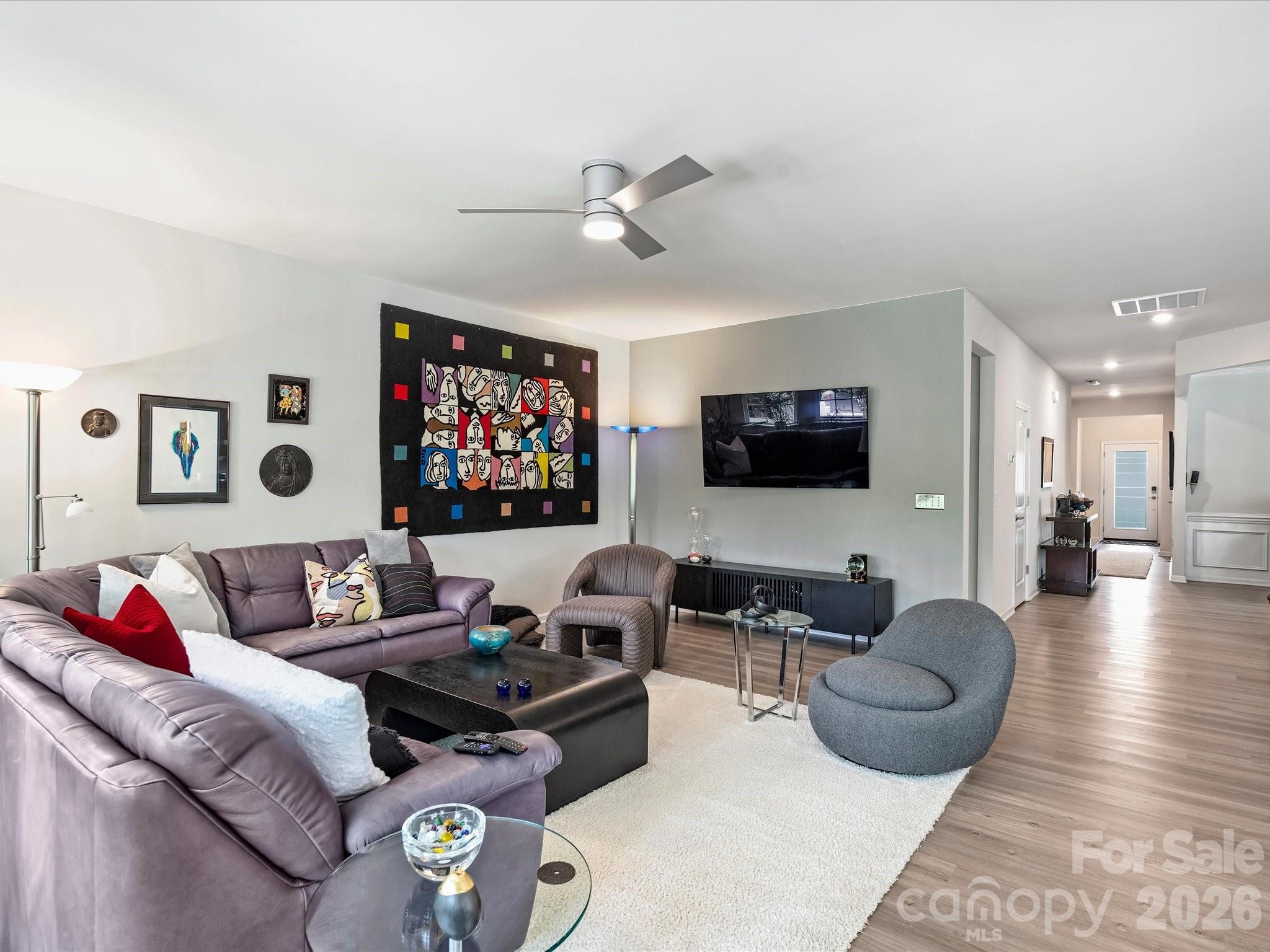 Imagery on Mtn Island - Residential