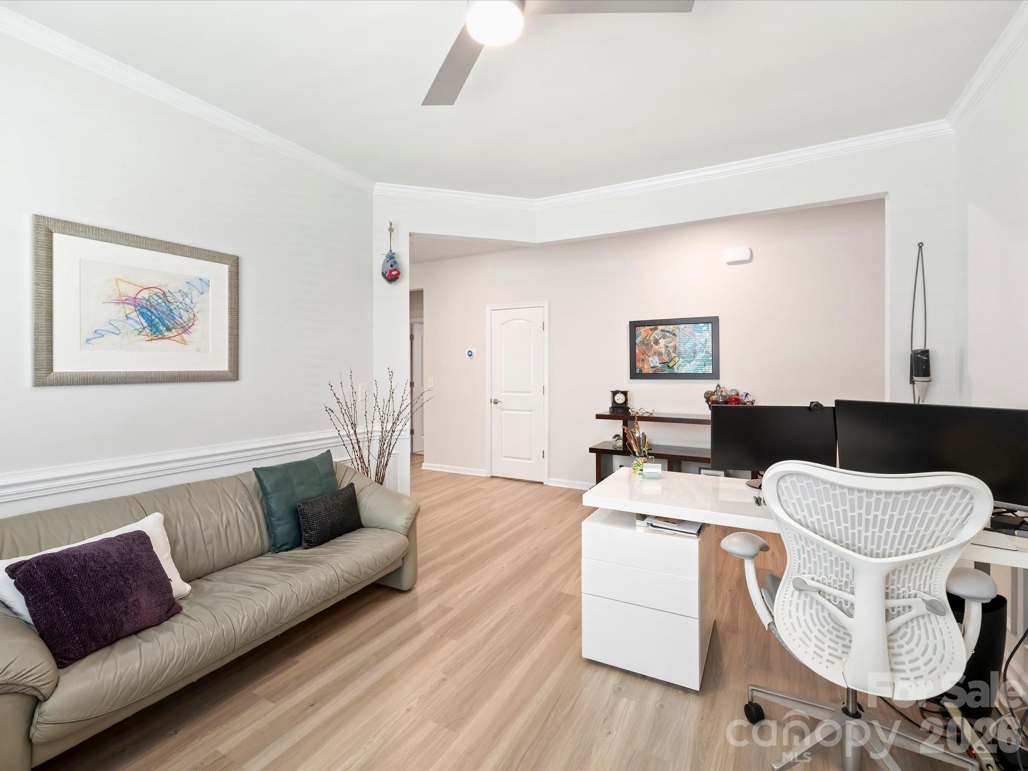 Imagery on Mtn Island - Residential