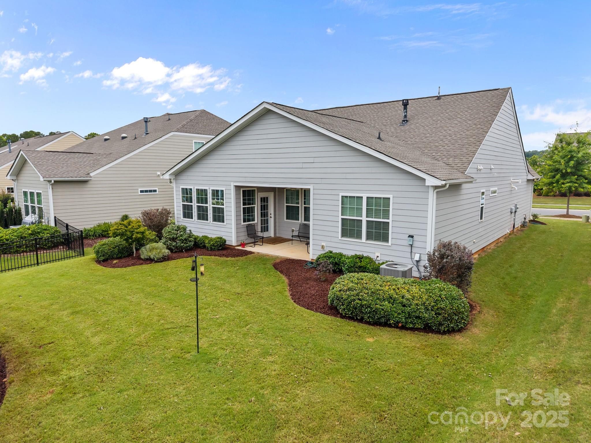 Tree Tops - Residential