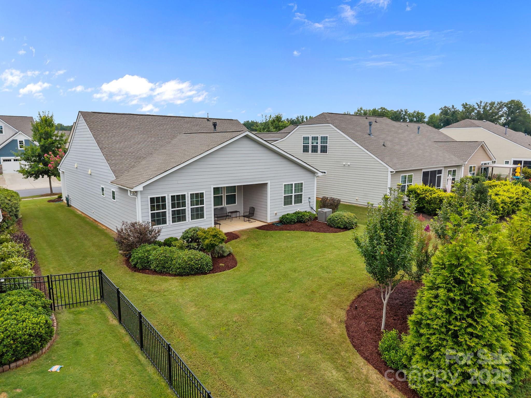 Tree Tops - Residential