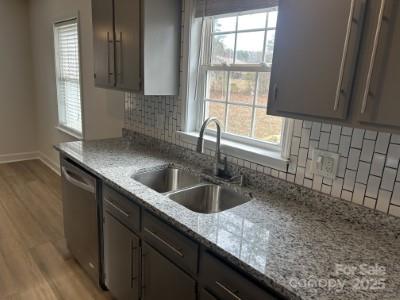 1018 Starcliff Circle