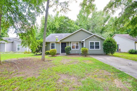 5424 Amado Street Charlotte NC 28215