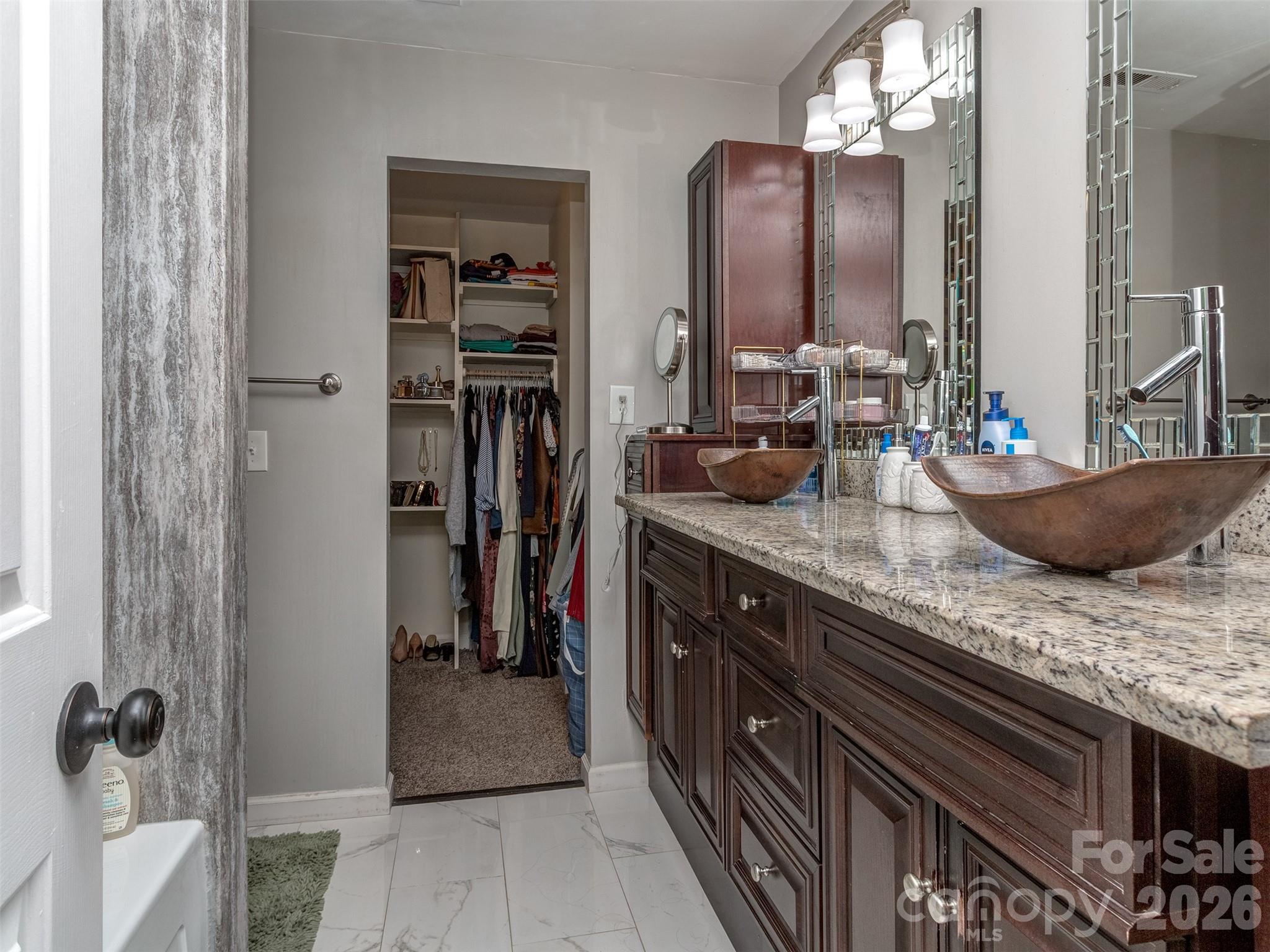 Davis Lake - Residential