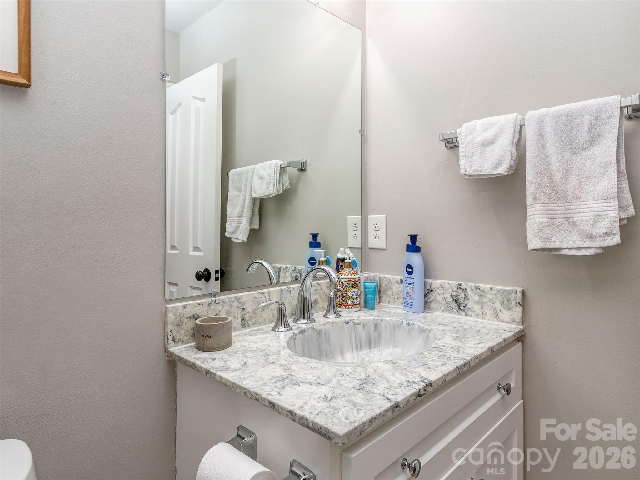 Davis Lake - Residential