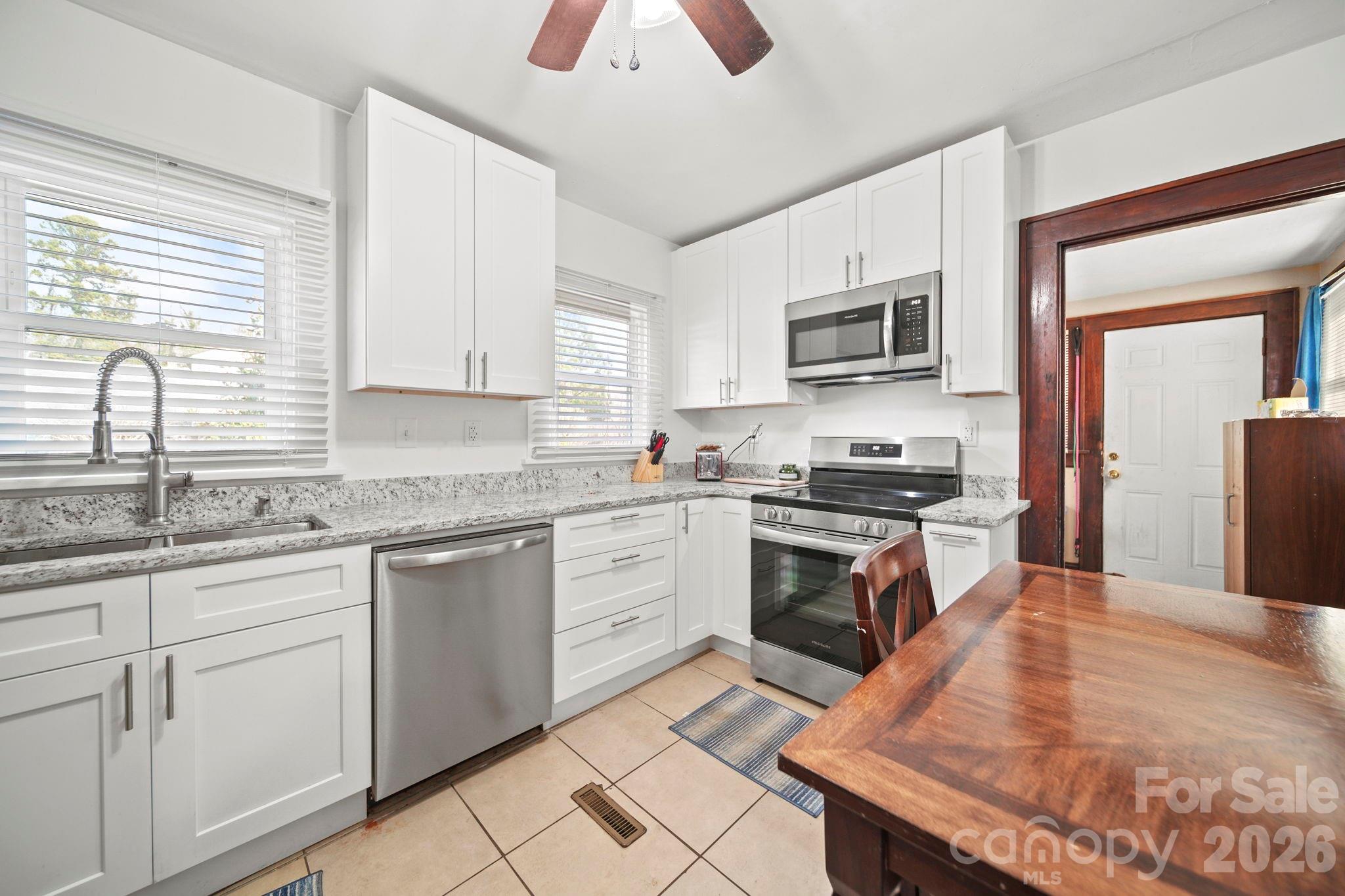 734 Tanglewood Drive