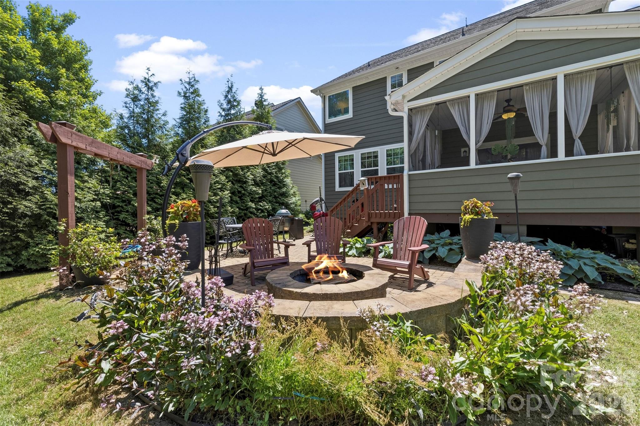 The Pinnacle At Handsmill - Residential