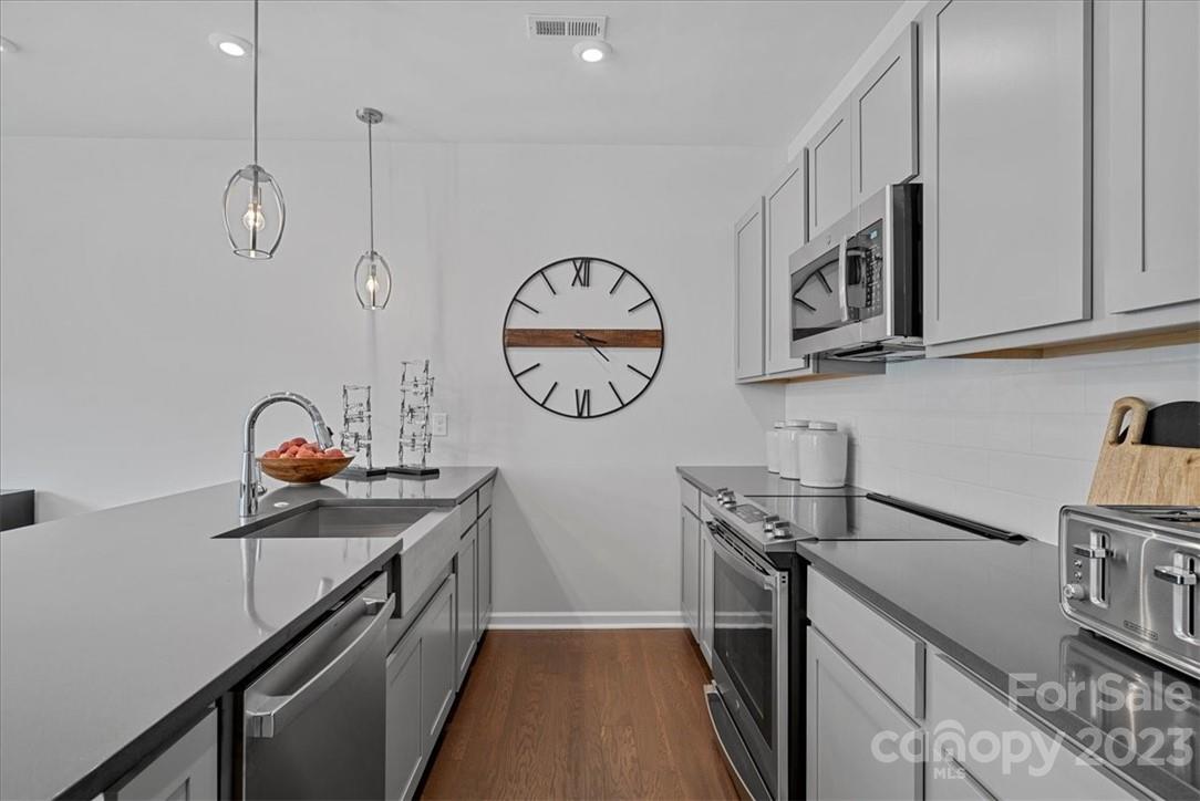 Fifteen 15 Cannon - Residential