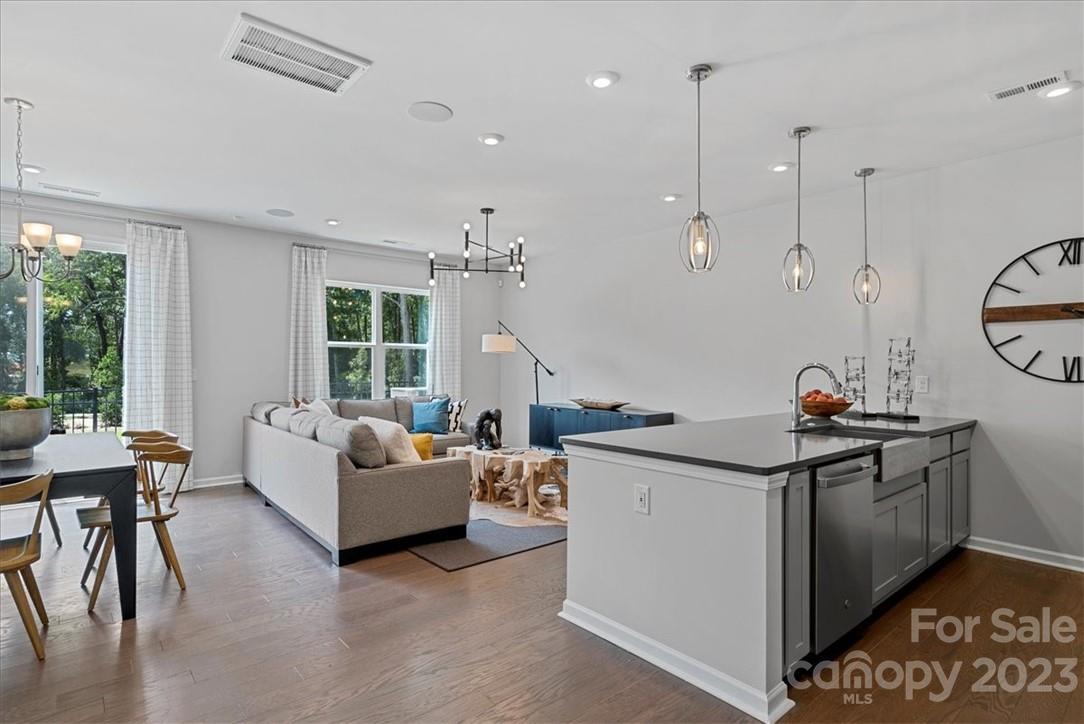 Fifteen 15 Cannon - Residential