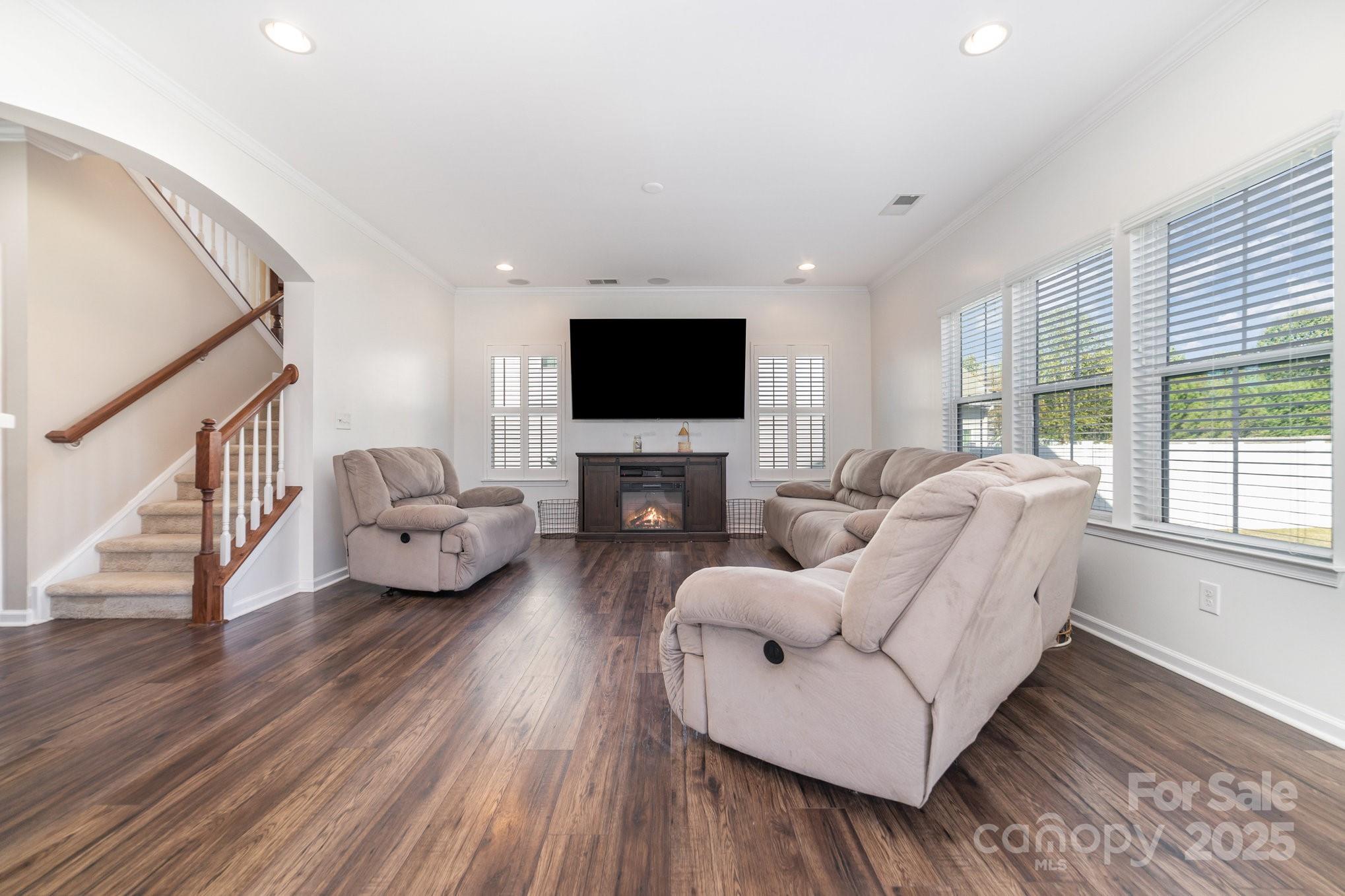 Laurel Park - Residential