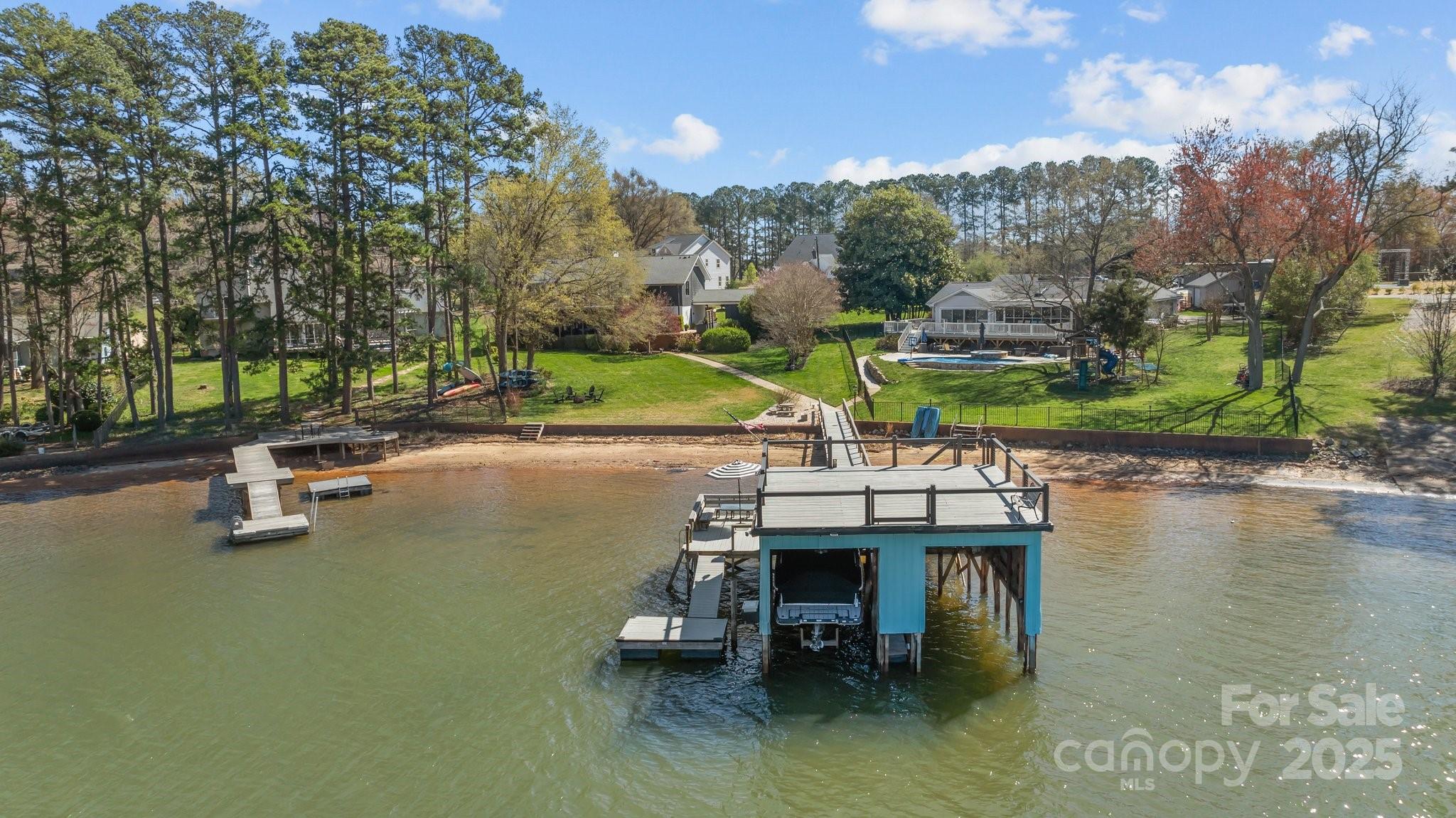 Norman Shores - Residential